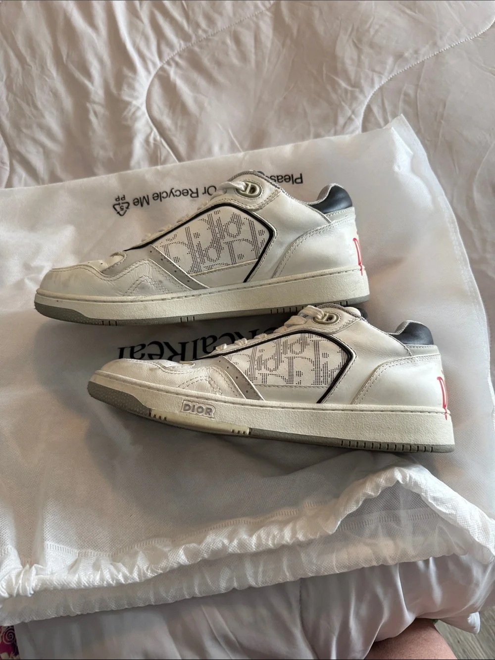 Dior White and Black Low-Top Leather Sneakers - Picture 2 of 5